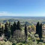 Casa Vista Mare بيت للعطل *